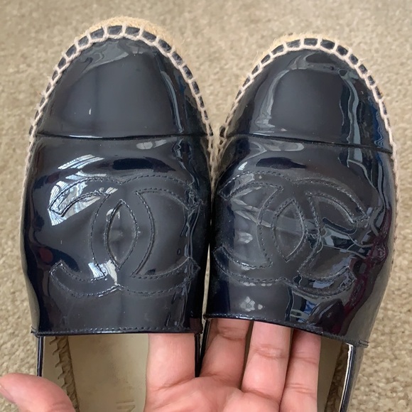🔥SALE🔥Chanel espadrilles 38 patent blue - Picture 2 of 11
